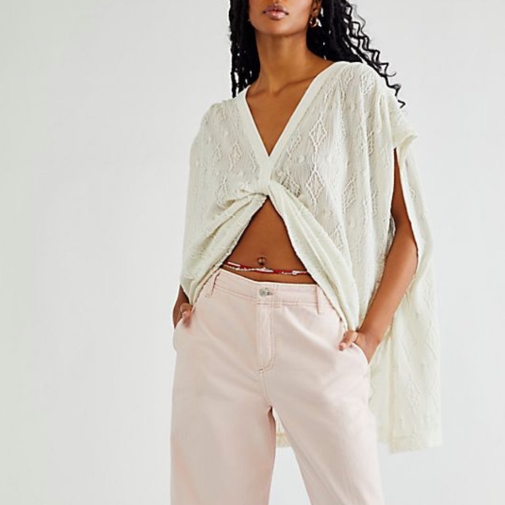 NWOT Show Off tee by Free People in size Small